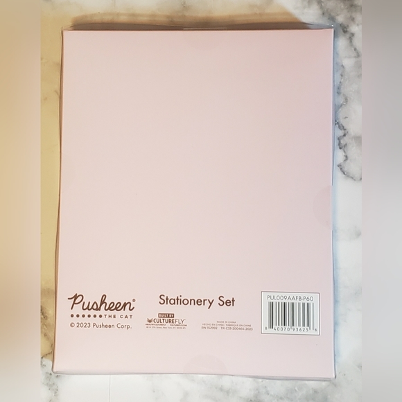 Pusheen the Cat Purrfect Weekend Bundle Stationary Set - Picture 2 of 2